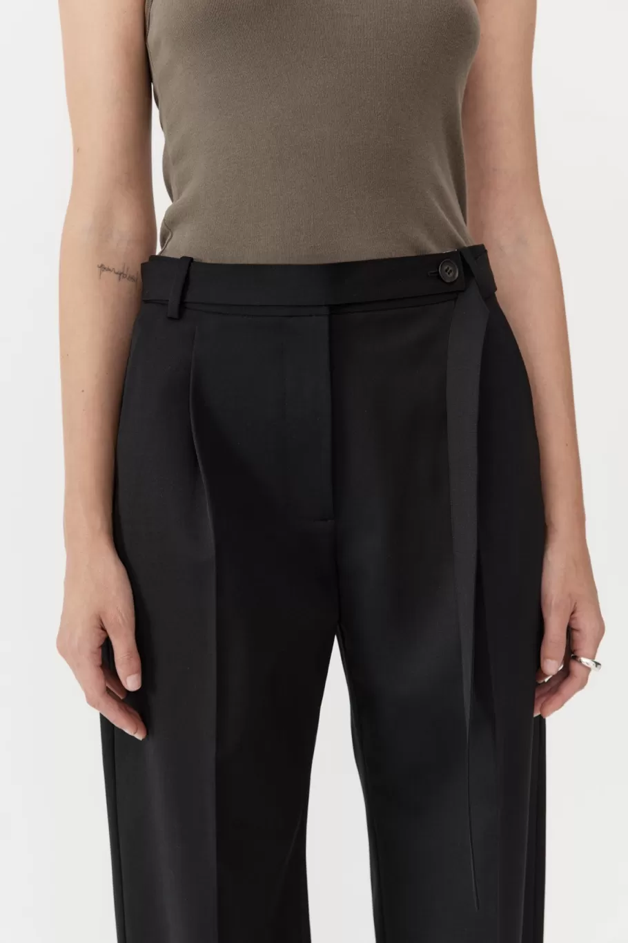 Tailoring | St. Agni Belted Pants - Black