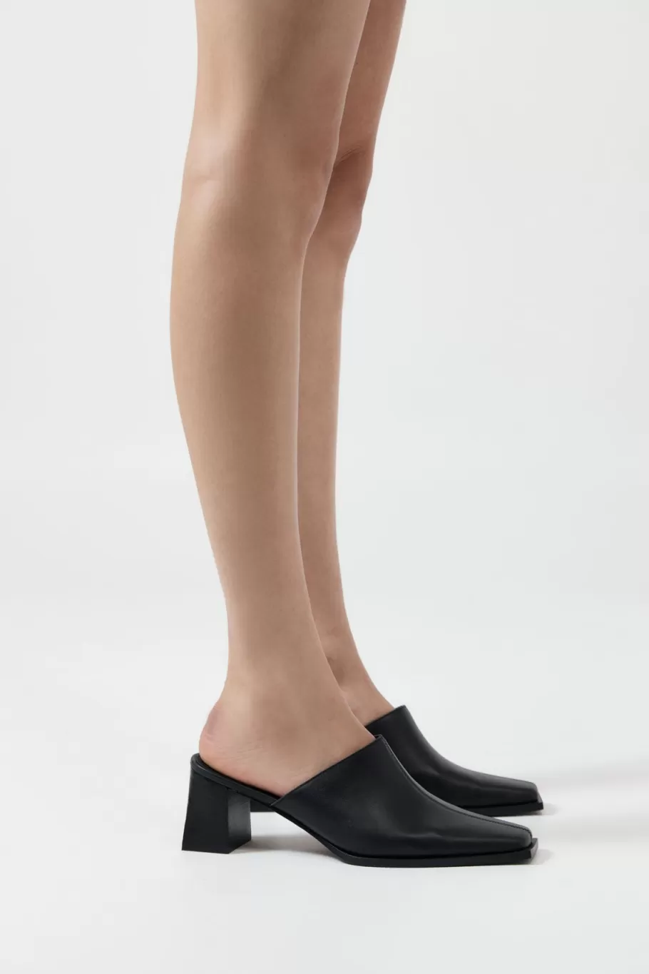 Heels | St. Agni Clog Heel - Black