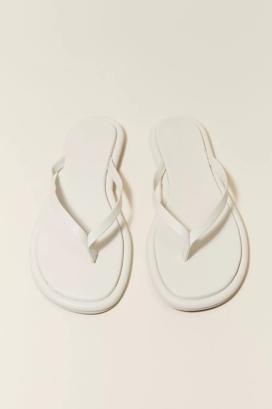 Slides | St. Agni Flip Flop - TOFU