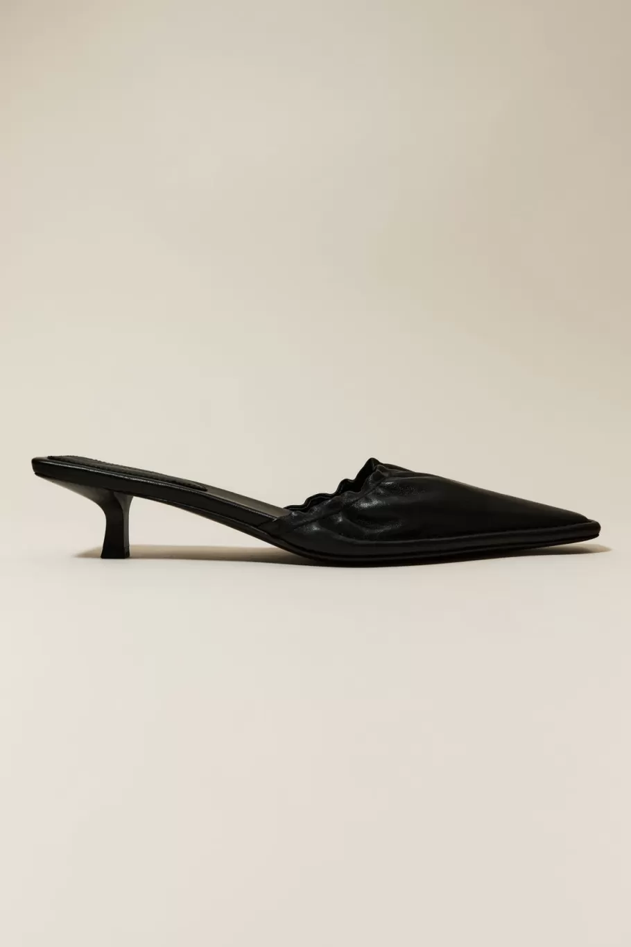 Heels | St. Agni Gathered Kitten Heels - BLACK