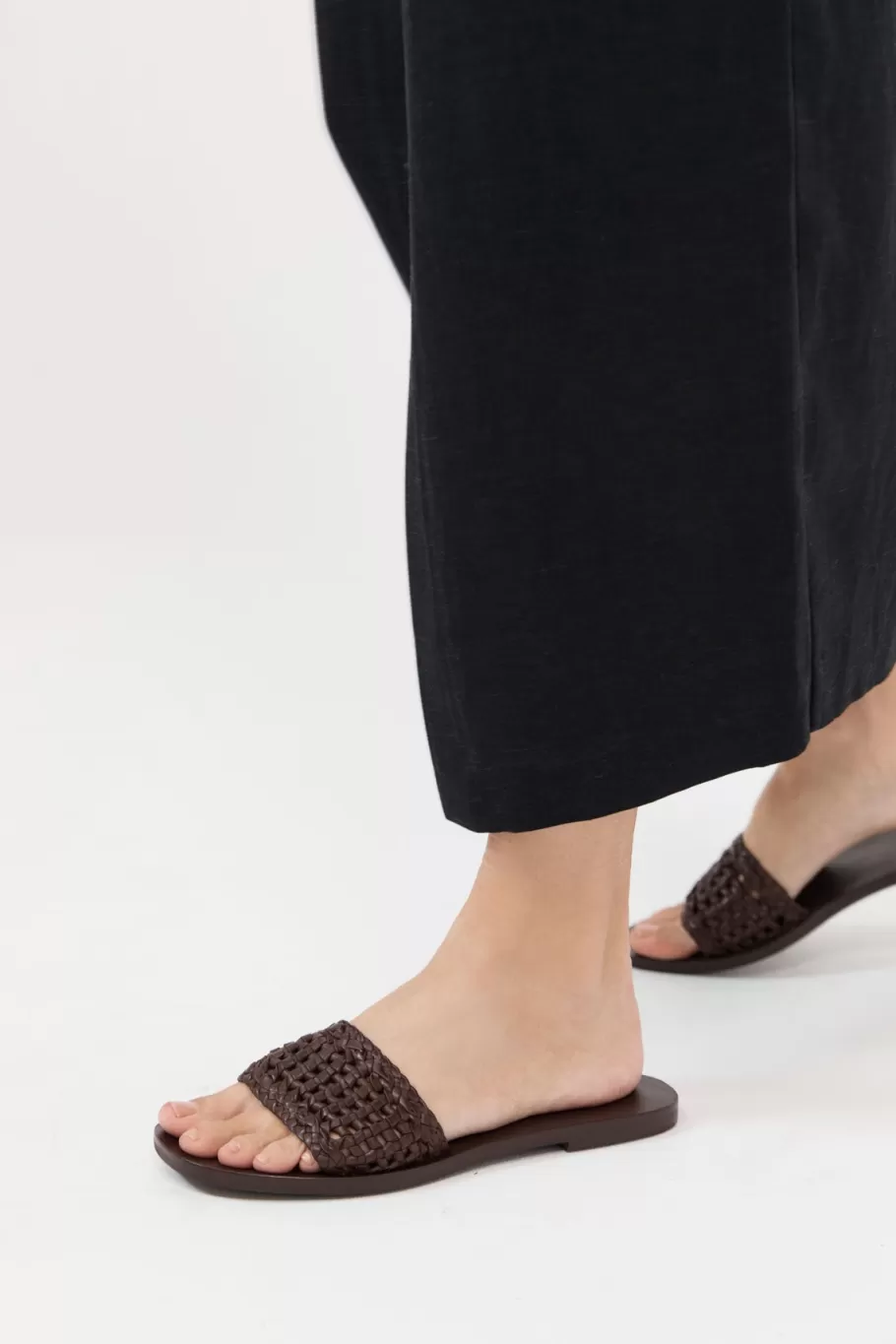 Slides | St. Agni Macrame Mesh Slides - CHOCOLATE