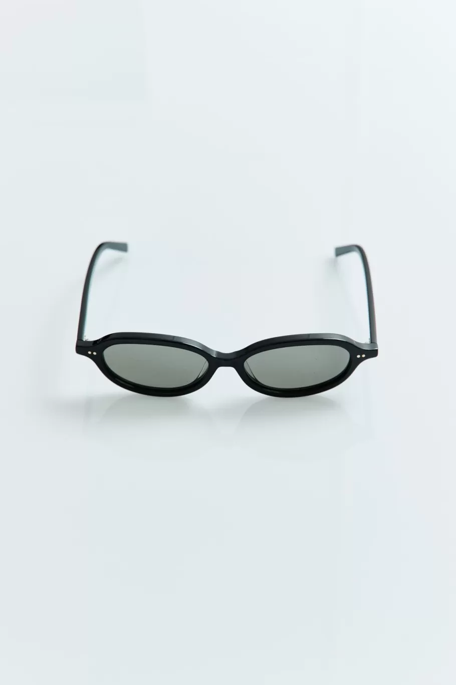 Eyewear | St. Agni 90s Slim Oval Sunglasses - BLACK