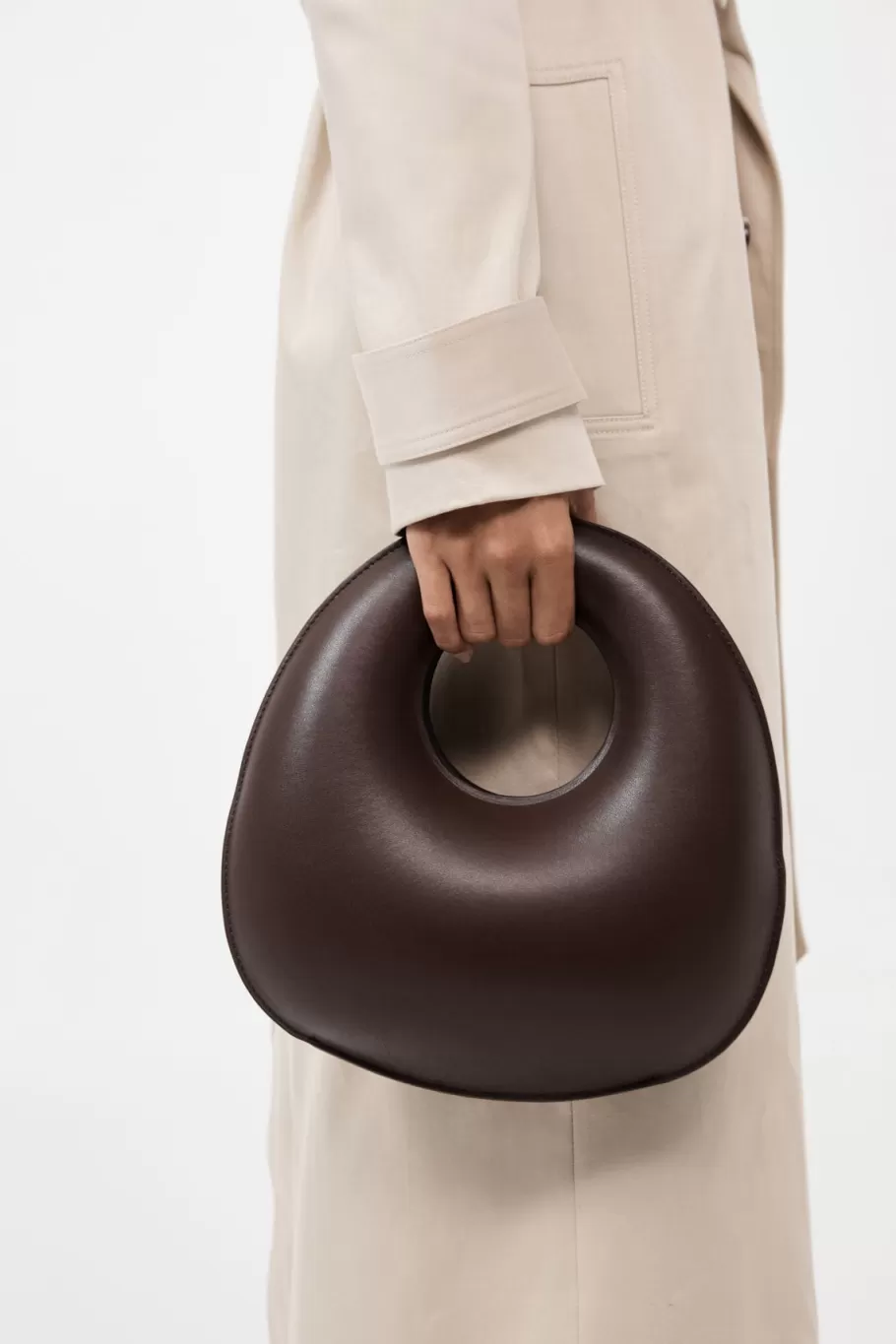 Bags | Clutches | St. Agni Shell Clutch - CHOCOLATE