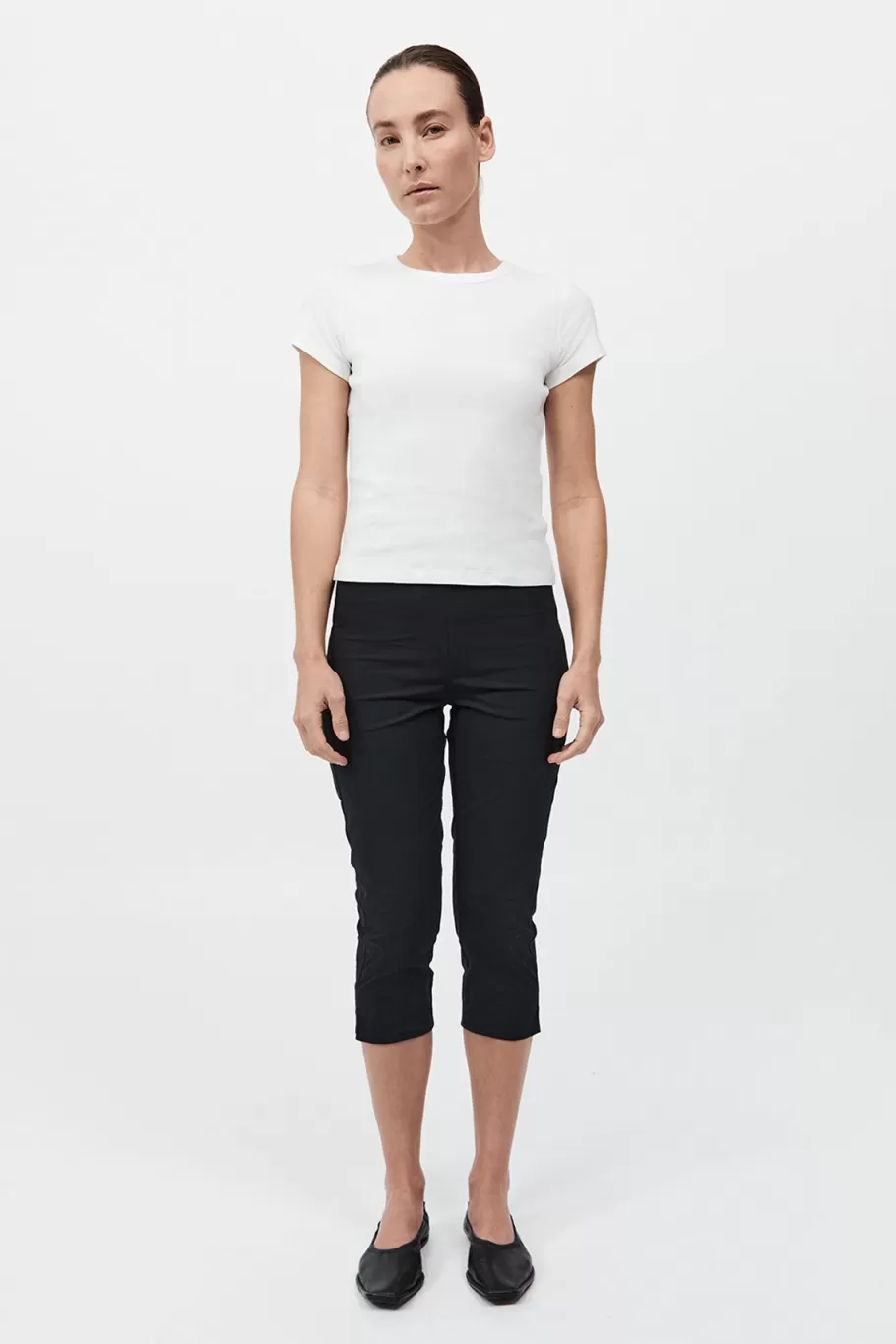 Pants | St. Agni Slim Capri Pant - BLACK