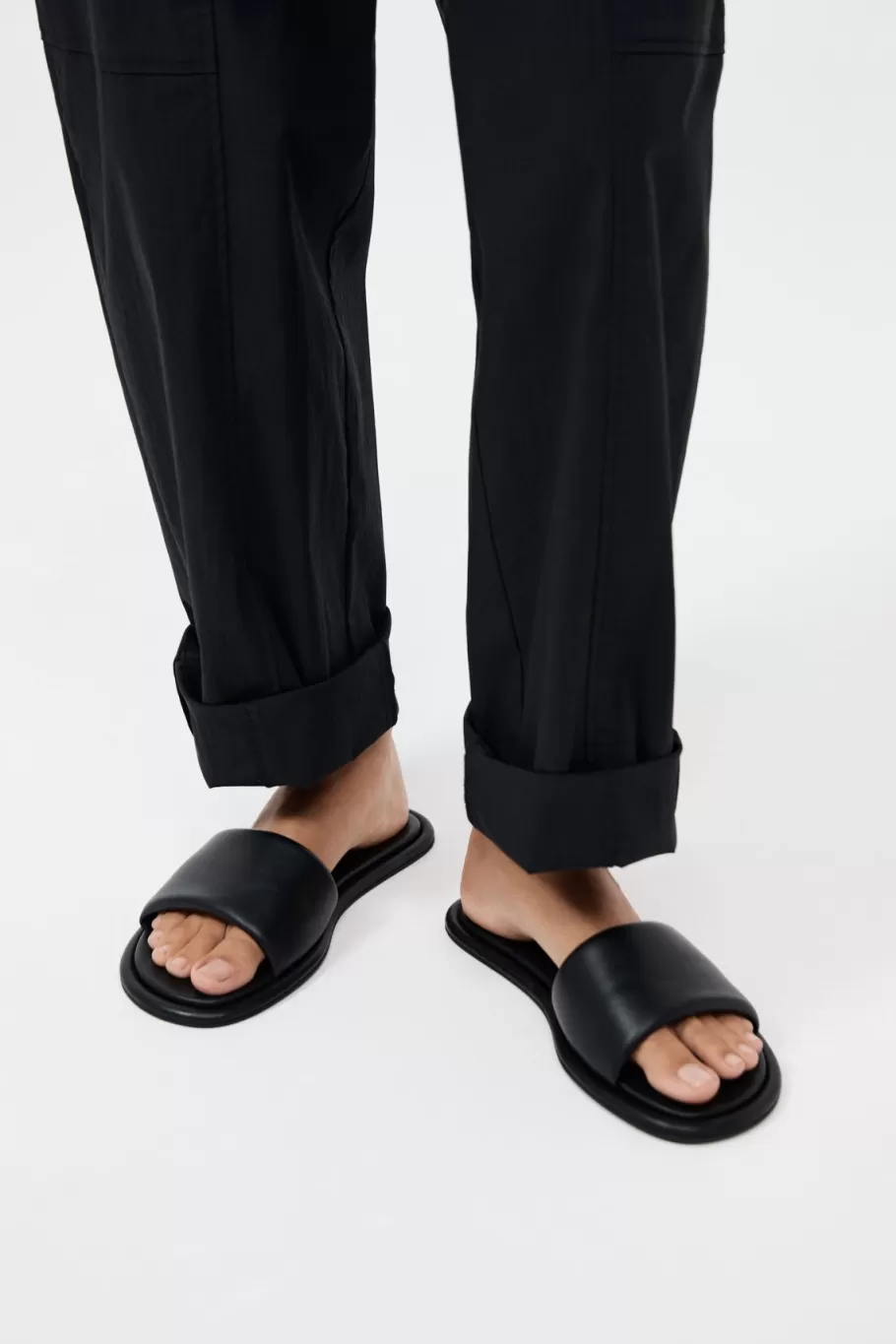 Slides | St. Agni Soft Slipper - BLACK