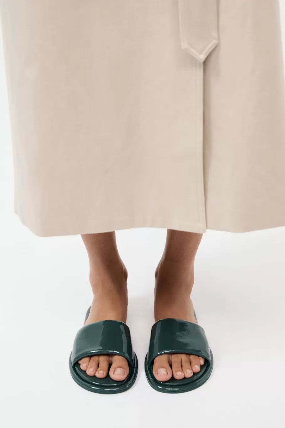 Slides | St. Agni Soft Slipper - Patent Deep Green