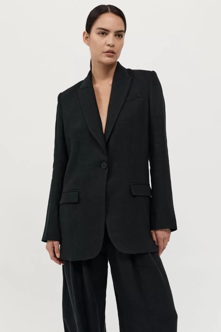 Outerwear | Tailoring | St. Agni Tailored Linen Blazer - BLACK