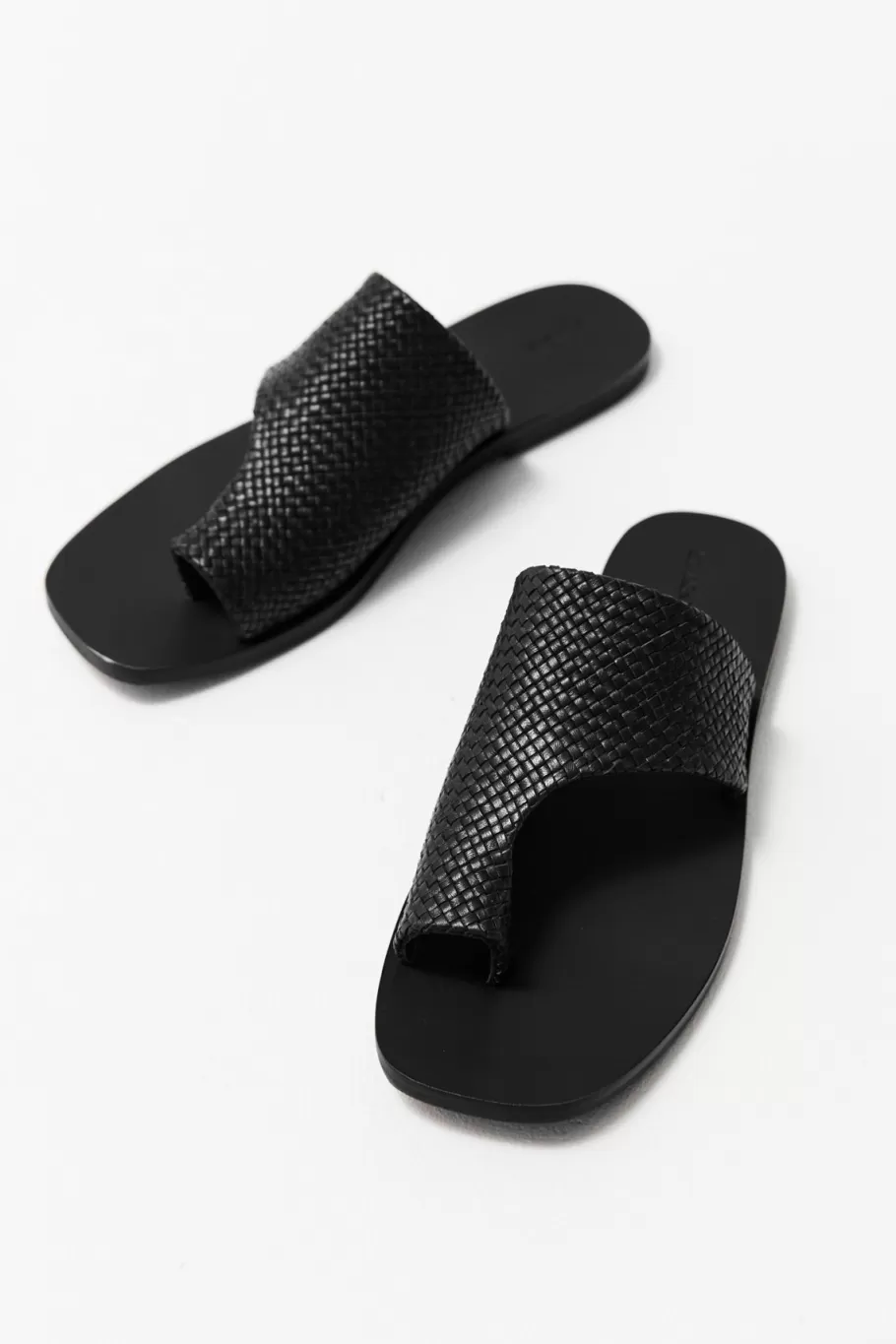 Slides | St. Agni Woven Abstract Slide - BLACK