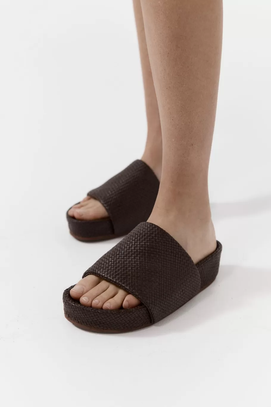 Slides | St. Agni Woven Everyday Flatform Slide - CHOCOLATE